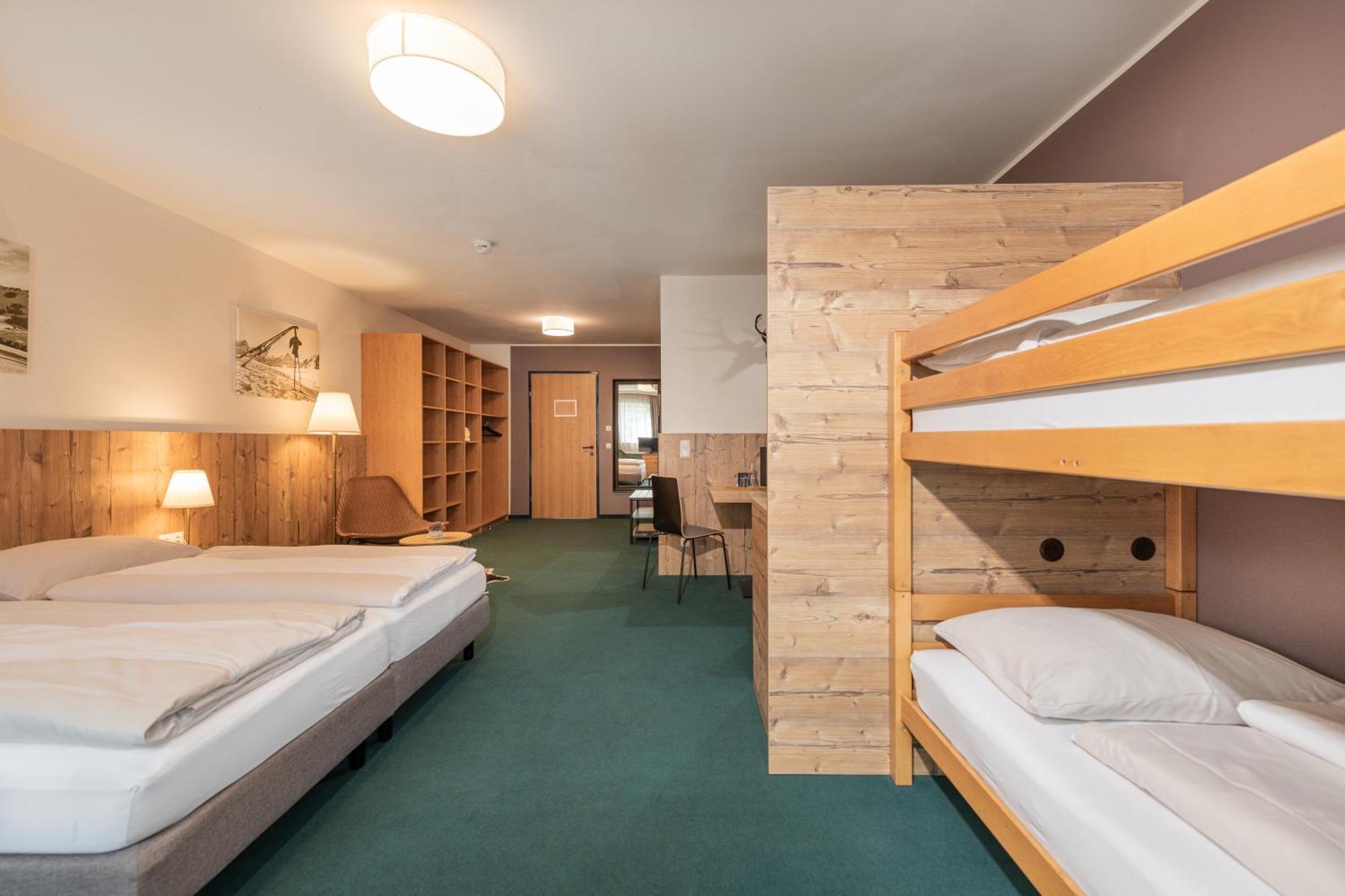 Alpenparks Hotel Montana Matrei in Osttirol Rum bild
