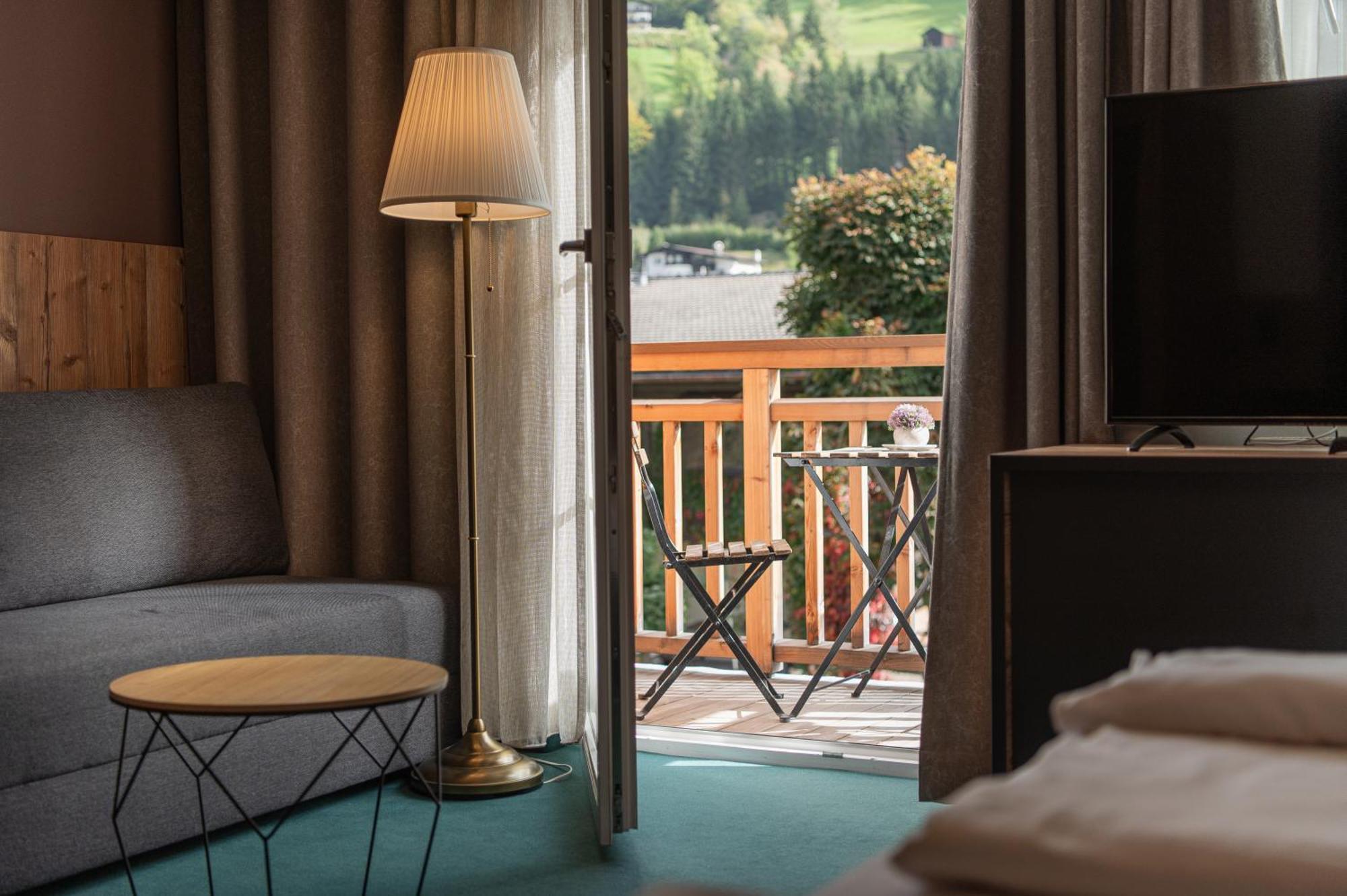 Alpenparks Hotel Montana Matrei in Osttirol Rum bild